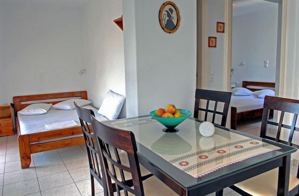 Kapetanos Rooms Naxos City Eksteriør bilde