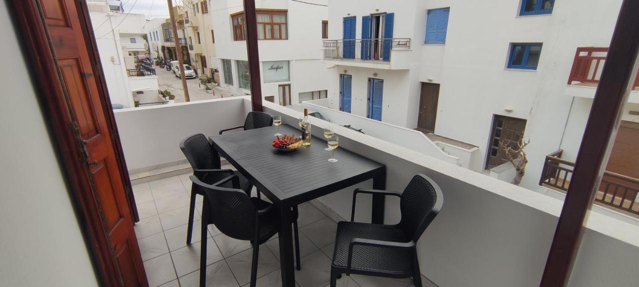Kapetanos Rooms Naxos City Eksteriør bilde