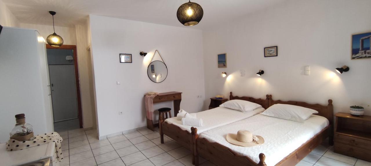Kapetanos Rooms Naxos City Eksteriør bilde