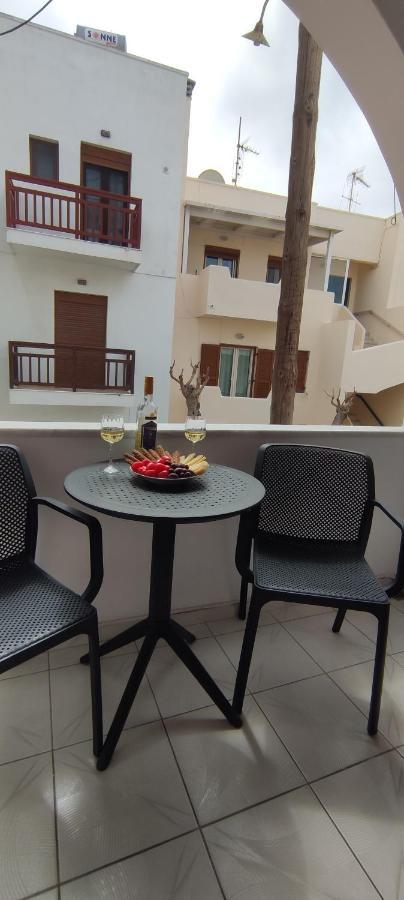 Kapetanos Rooms Naxos City Eksteriør bilde