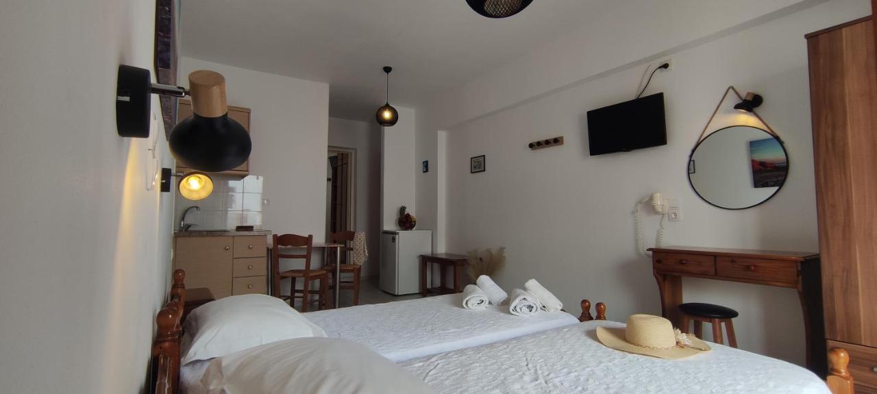 Kapetanos Rooms Naxos City Eksteriør bilde