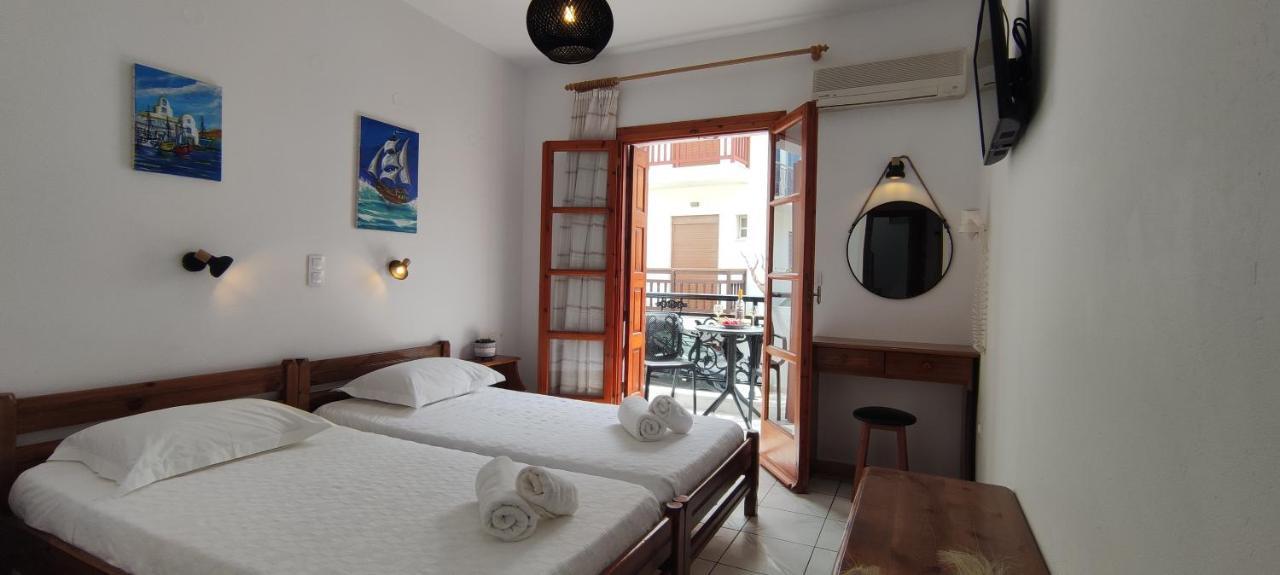 Kapetanos Rooms Naxos City Eksteriør bilde