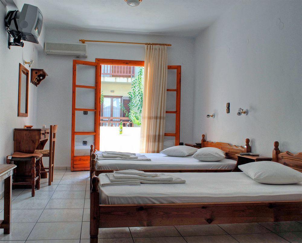 Kapetanos Rooms Naxos City Eksteriør bilde