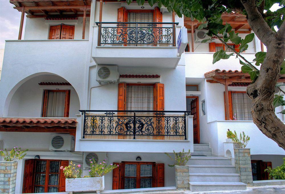 Kapetanos Rooms Naxos City Eksteriør bilde